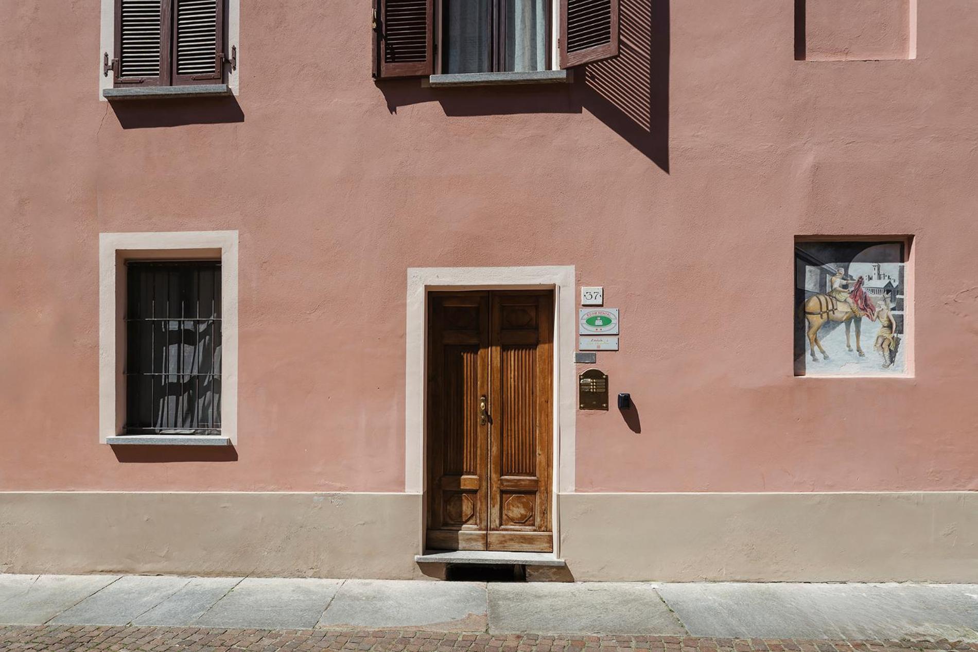 L' Estate Di San Martino Room Rental - Free Park Asti Eksteriør billede