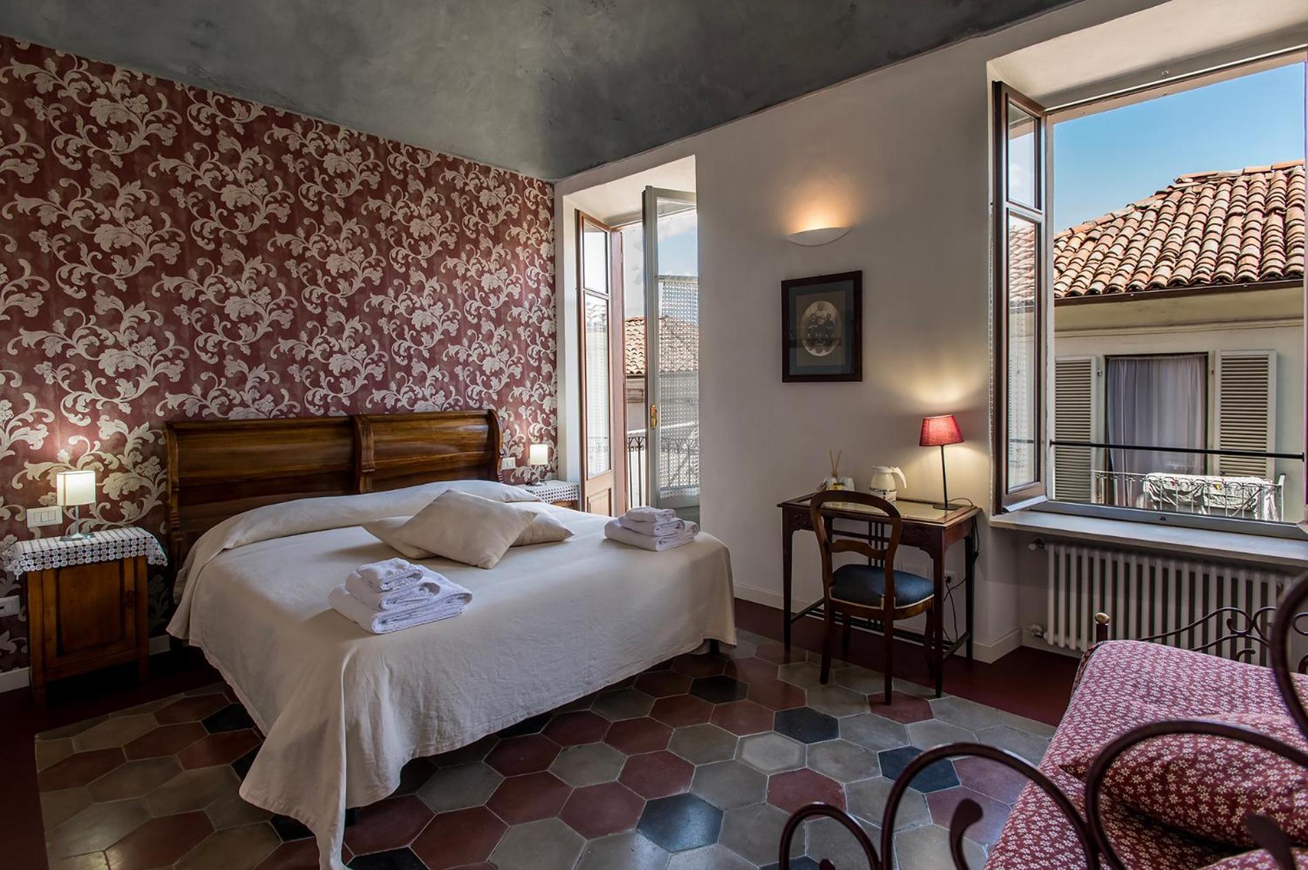 L' Estate Di San Martino Room Rental - Free Park Asti Eksteriør billede
